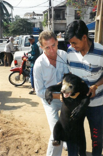 Sean being rescued as a cub