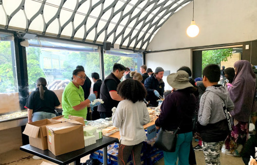 The Zoo put on a free sausage sizzle for visitors