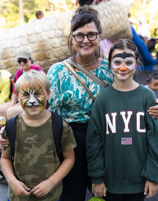 Wellington City Councillor Laurie Foon and her family